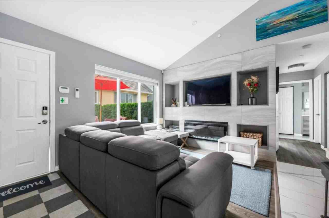 2864 W 35th Ave - Photo 2 of 16