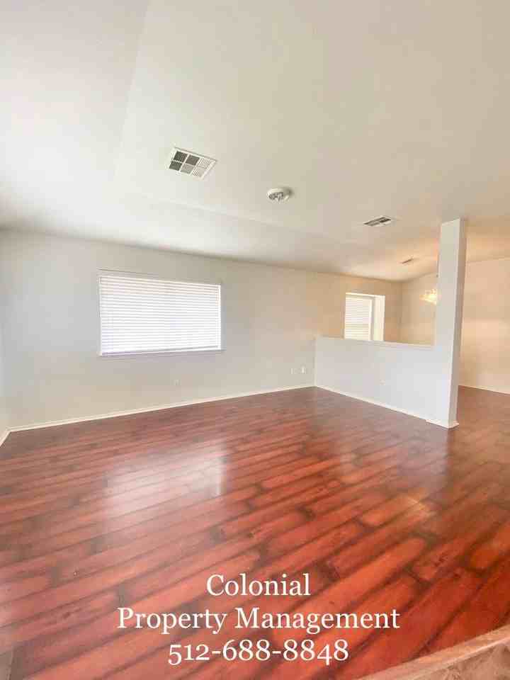 1501 Darjeeling Drive - Photo 6 of 16