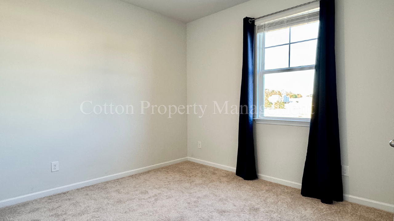 441 Tributary Cir - Photo 5 of 38