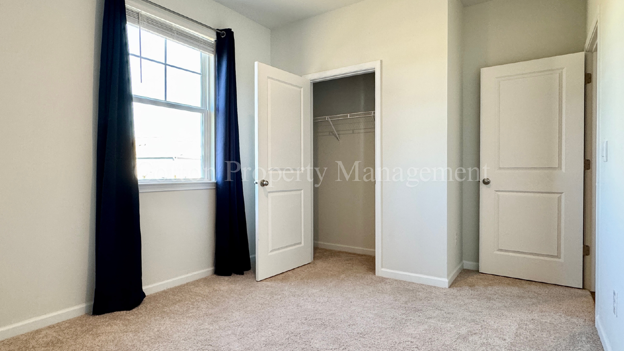 441 Tributary Cir - Photo 6 of 38