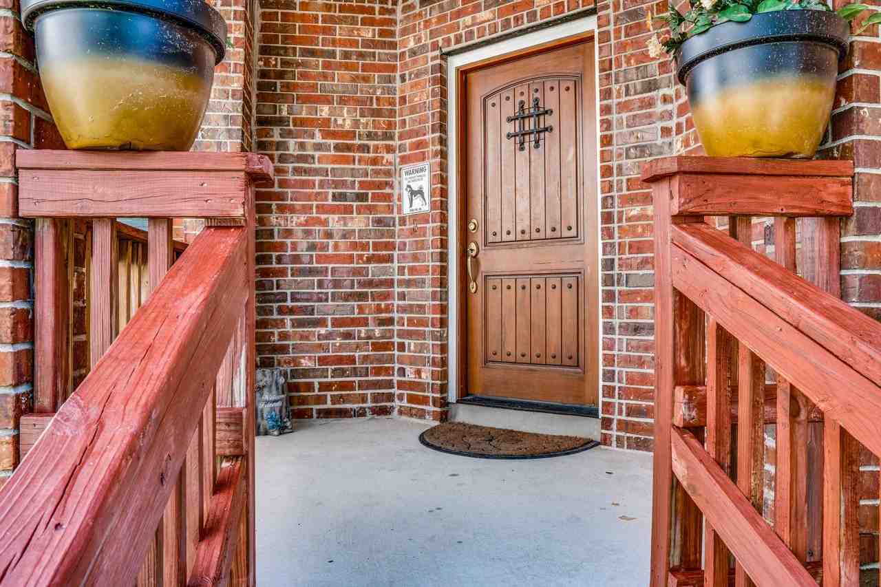 8712 Shuteye Peak - Photo 3 of 25