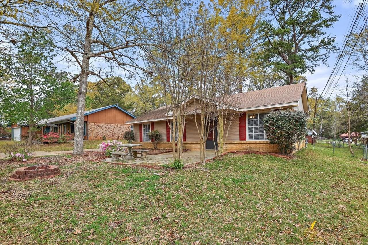 118 Martin Rd - Photo 2 of 25