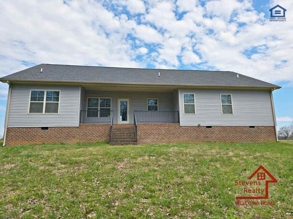 1739 White Rd - Photo 2 of 24