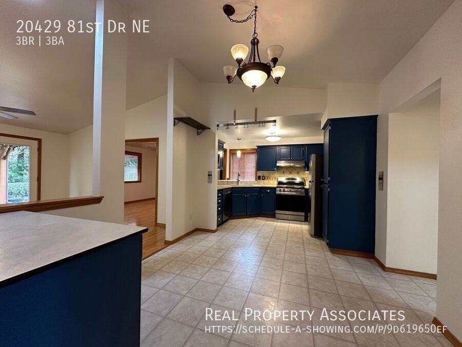 20429 81st Dr Ne - Photo 3 of 21