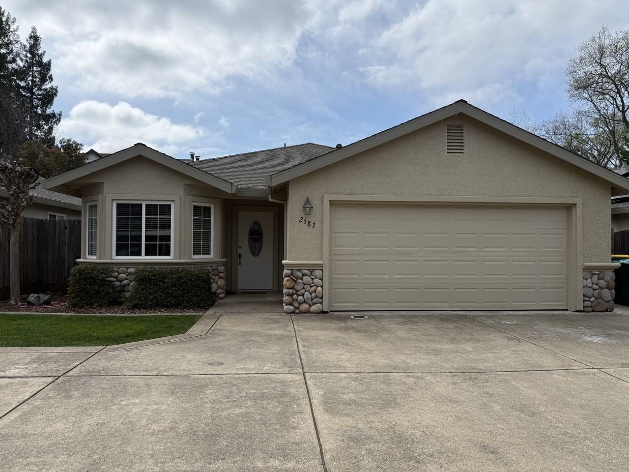 2583 Greenwood Ln #NA - Photo 2 of 17