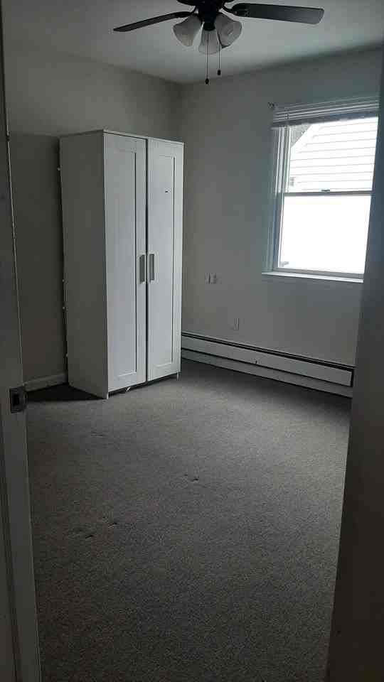 14 Old Hill Ln #1 - Photo 2 of 8