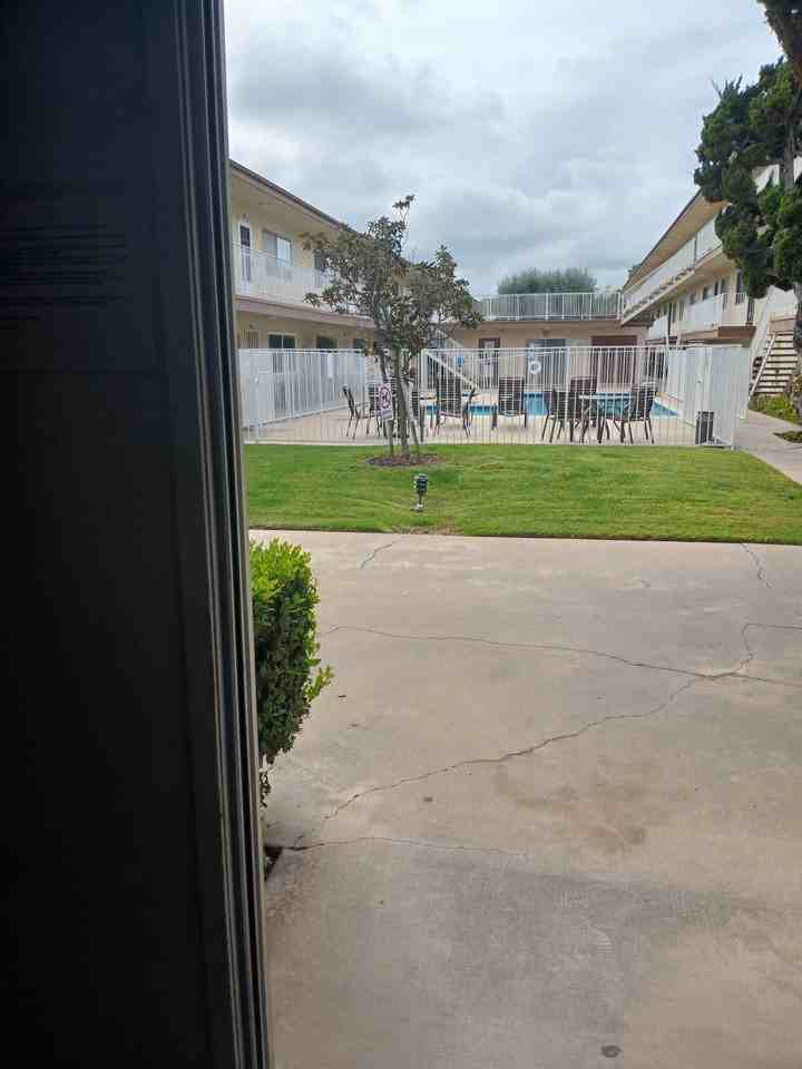 25925 Narbonne Ave #3 - Photo 6 of 9