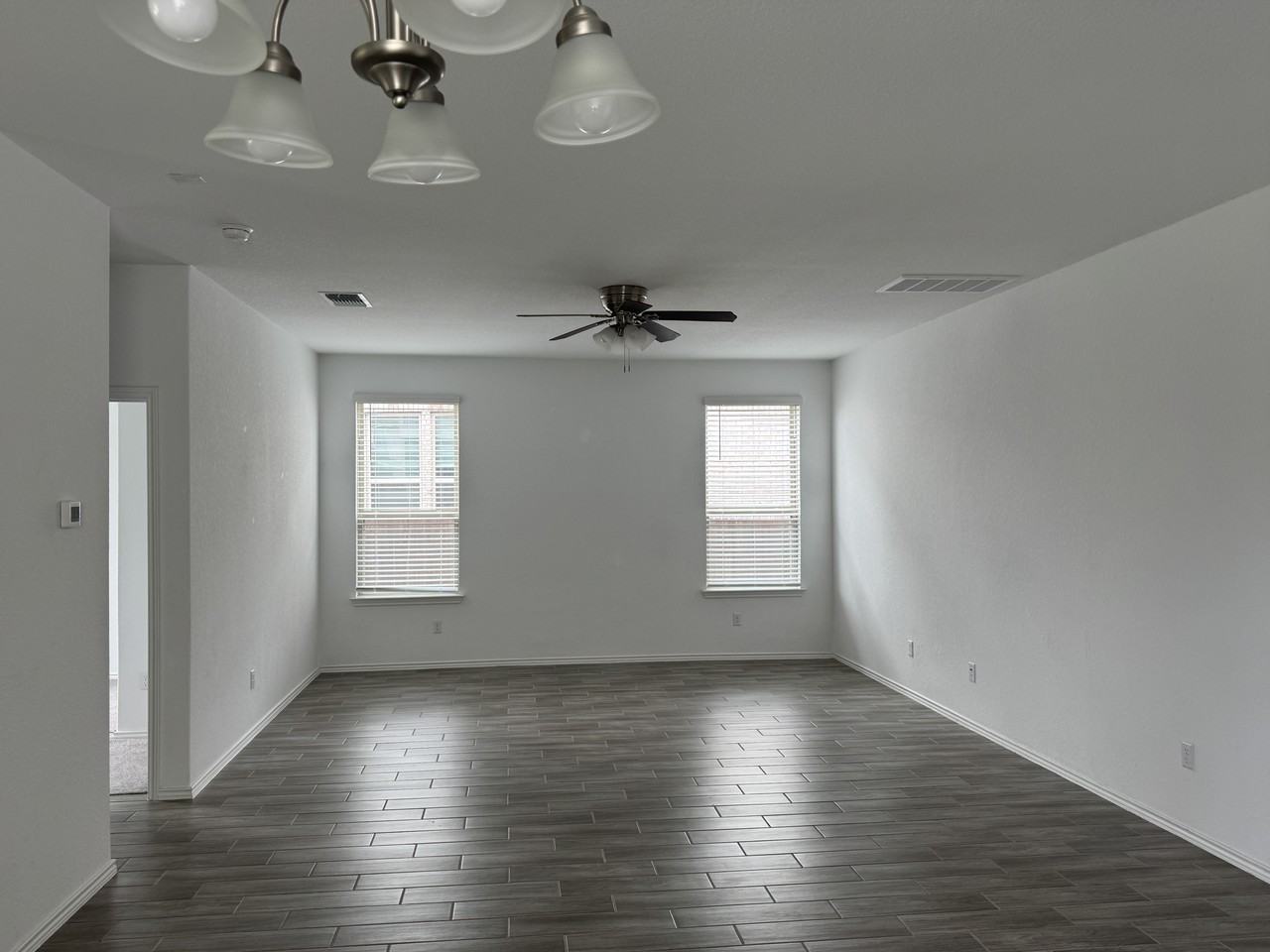 108 Banyon Dr #NA - Photo 2 of 24