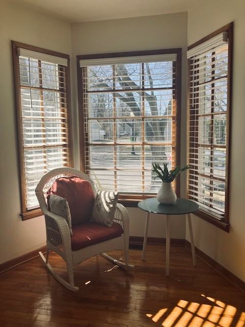 515 S Oak St #515 - Photo 3 of 9