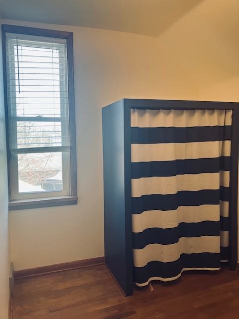 515 S Oak St #515 - Photo 5 of 10