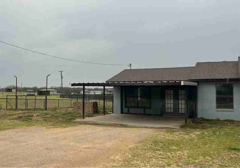 2480 Mcvoid Rd - Photo 2 of 19