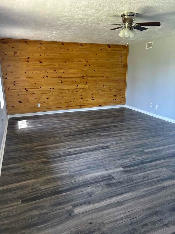 2480 Mcvoid Rd - Photo 4 of 20