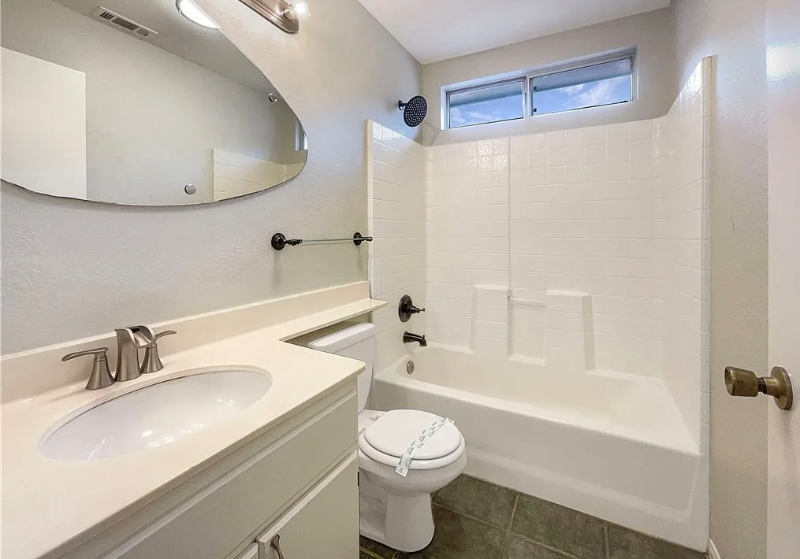 284 Delta Leaf Way - Photo 2 of 5