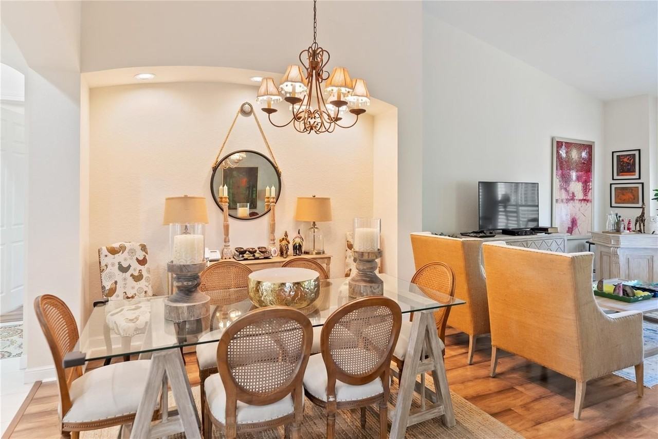 5421 46th Ct W - Photo 5 of 50