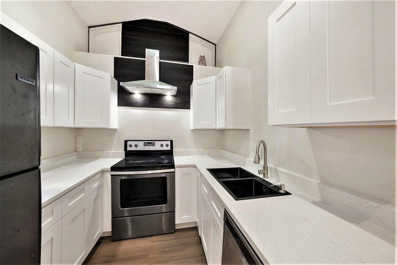 71st Ave N - Photo 2 of 9