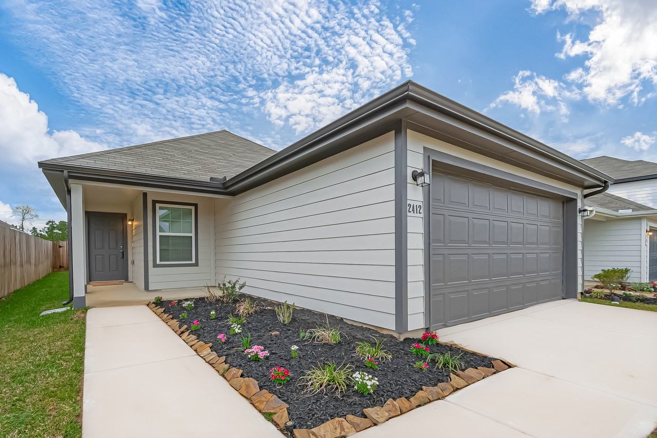 2412 Cavefish Ct - Photo 2 of 44