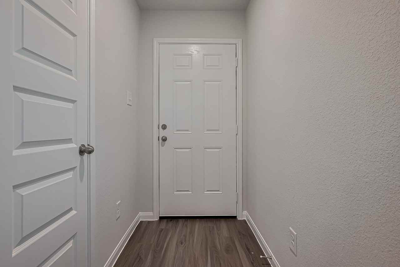 13625 Goldeye Dr - Photo 5 of 38