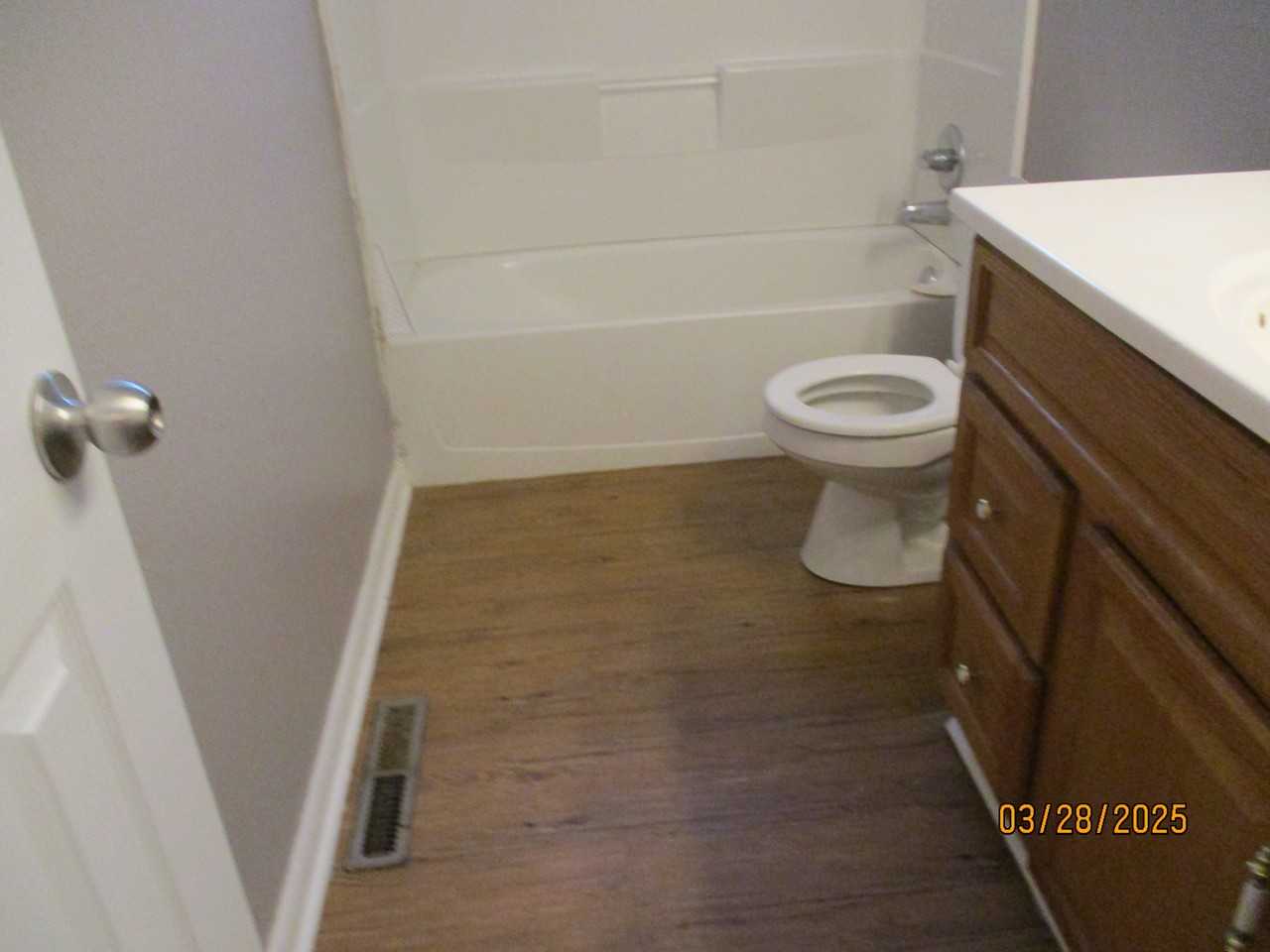 313 Gumaer Avenue - Photo 7 of 9