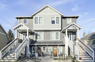 featured image of 2029 Se Harold St #2