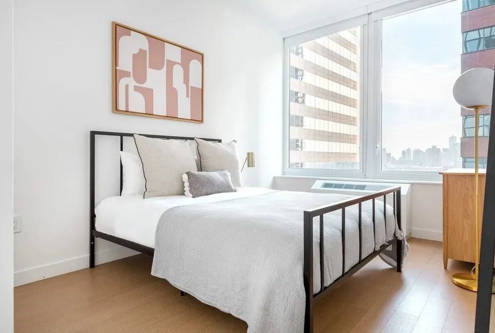 Broad St #1418 - Photo 3 of 9