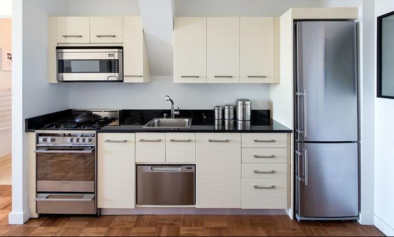 Exchange Pl #703 - Photo 3 of 7