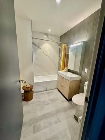 Water St #12V - Photo 2 of 4