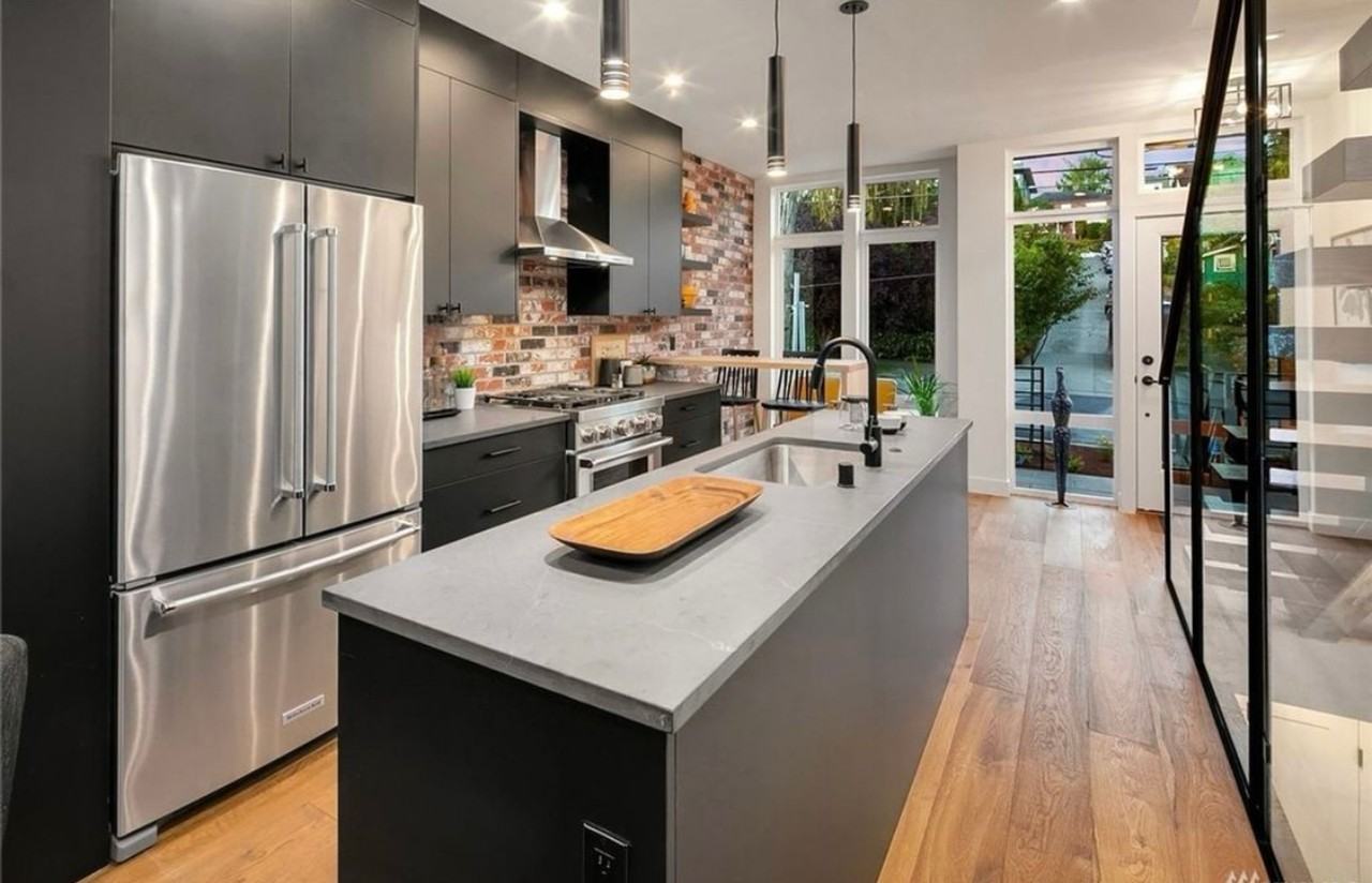 2361 Minor Ave E #D - Photo 3 of 31