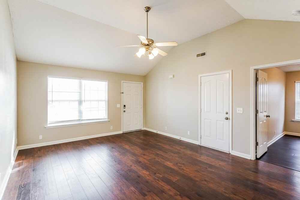 1350 E Nir Shreibman Blvd - Photo 3 of 16