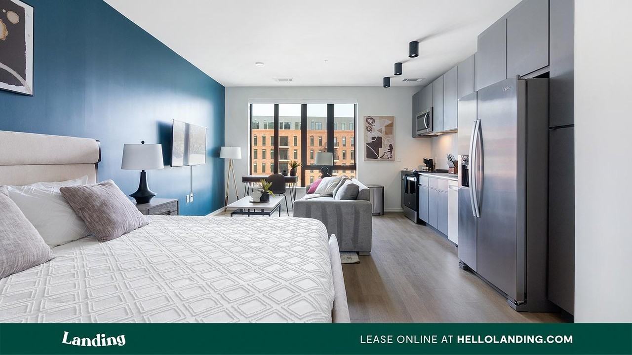 318 W Corporation St - Photo 4 of 50