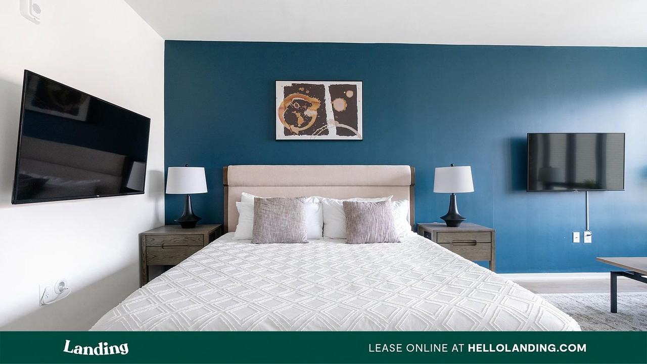 318 W Corporation St - Photo 5 of 50