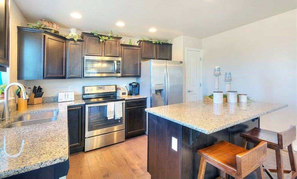 6452 Anders Ridge Ln - Photo 4 of 10