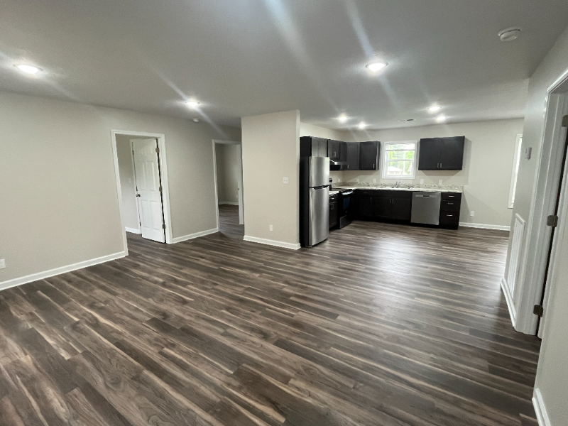 31 Reese St - Photo 3 of 10