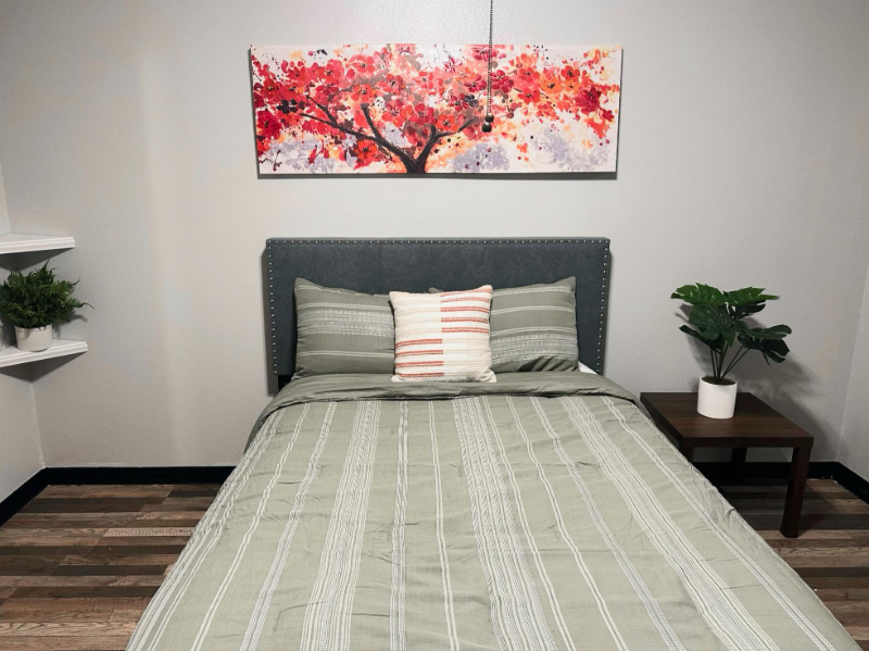 1806 Superior Ct - Photo 2 of 14