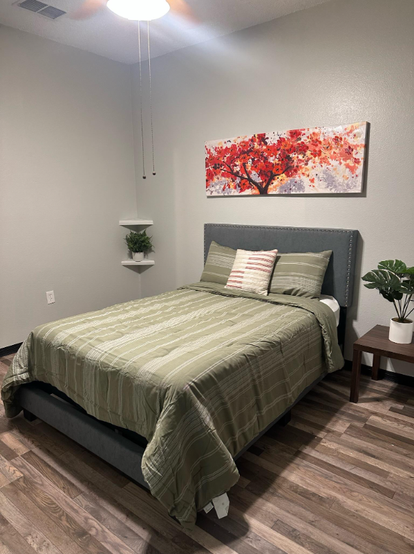 1806 Superior Ct - Photo 4 of 14