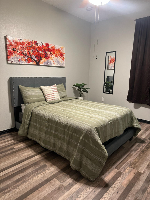 1806 Superior Ct - Photo 5 of 14