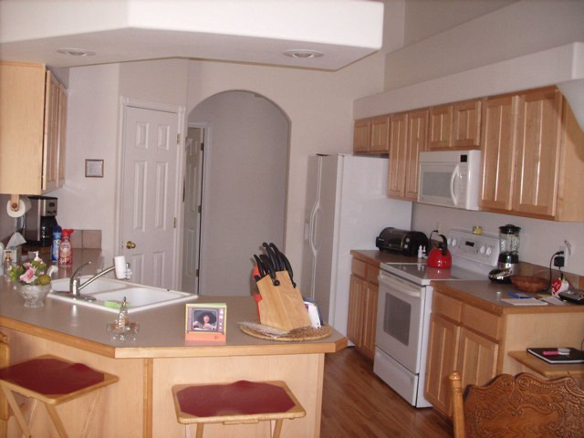 14170 W Guinness Ct - Photo 3 of 11