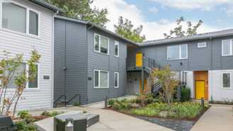 3455 Se Gladstone St #206 - Photo 1 of 1