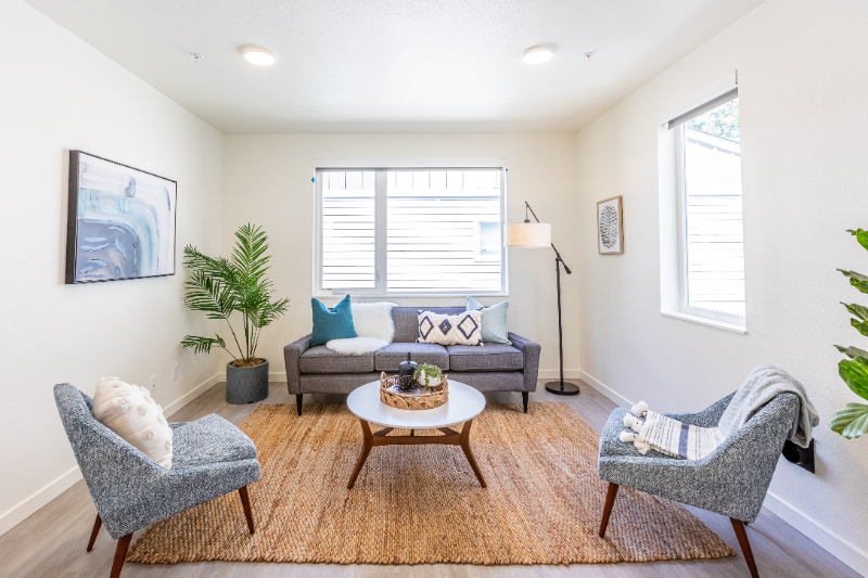 3455 Se Gladstone St #206 - Photo 4 of 19