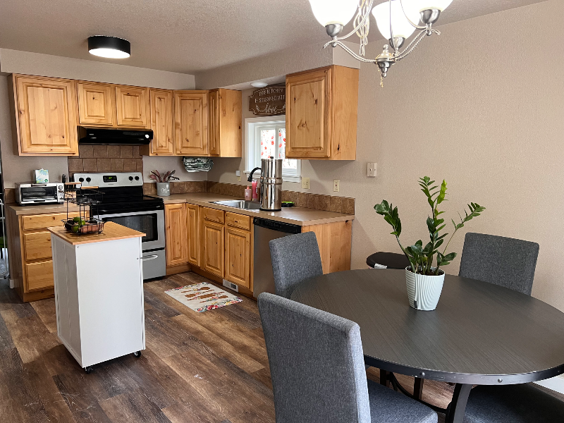 2874 N Rosedale Ave - Photo 2 of 11