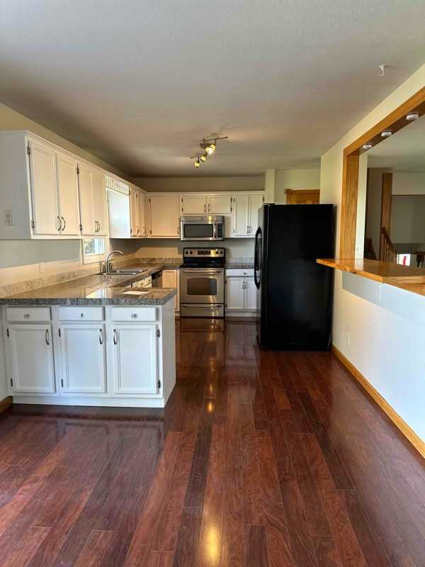 4728 Harts Mill Rd - Photo 2 of 12