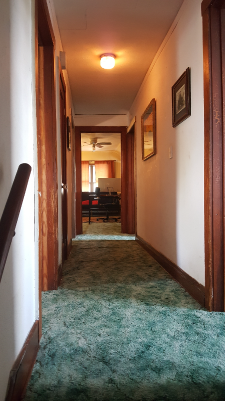 1102 Kanawha Blvd W #5 - Photo 3 of 8