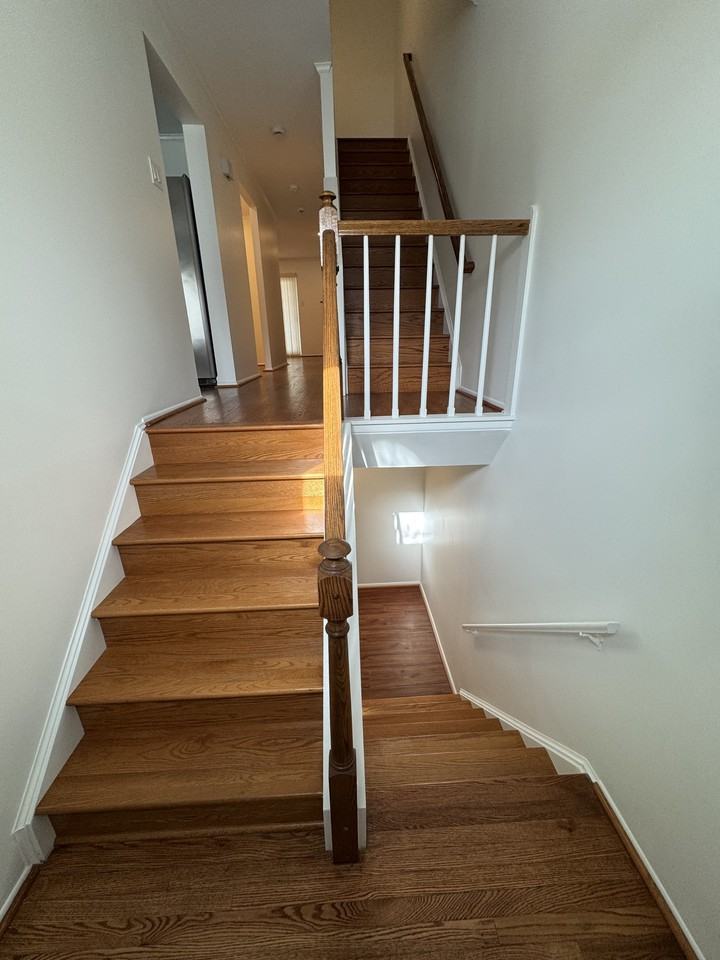 9760 Summer Park Ct - Photo 2 of 26