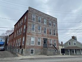 40 Pearl St #4 - Photo 1 of 1