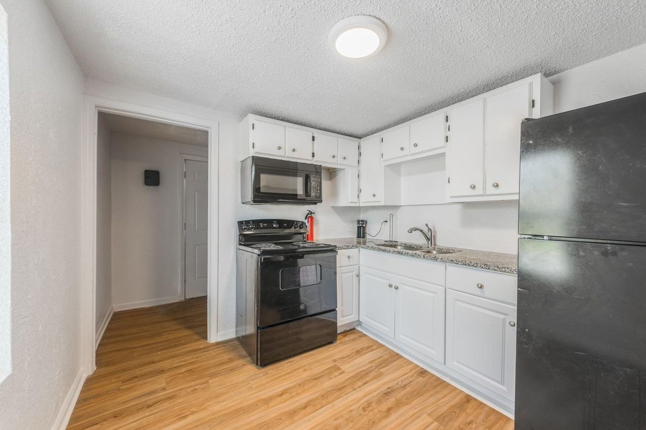 Paseo Blvd - Photo 3 of 5