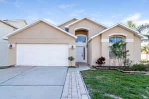 featured image of 572 Eagle Pointe S