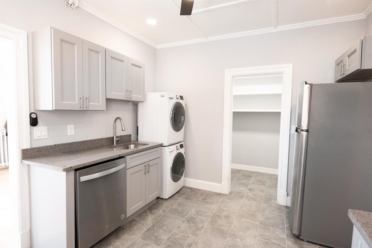 Greystone-r - Photo 6 of 41
