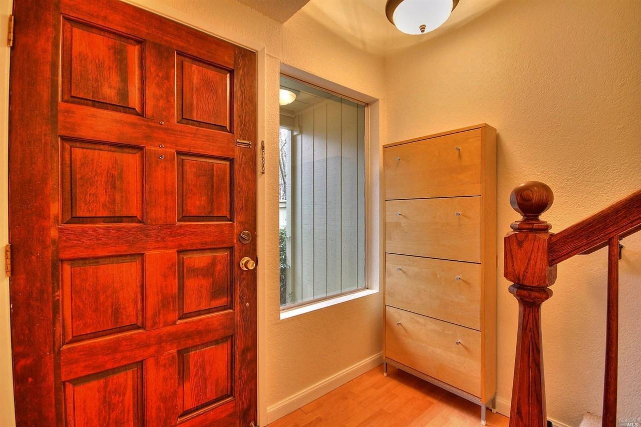 67 Chalda Ct - Photo 3 of 12