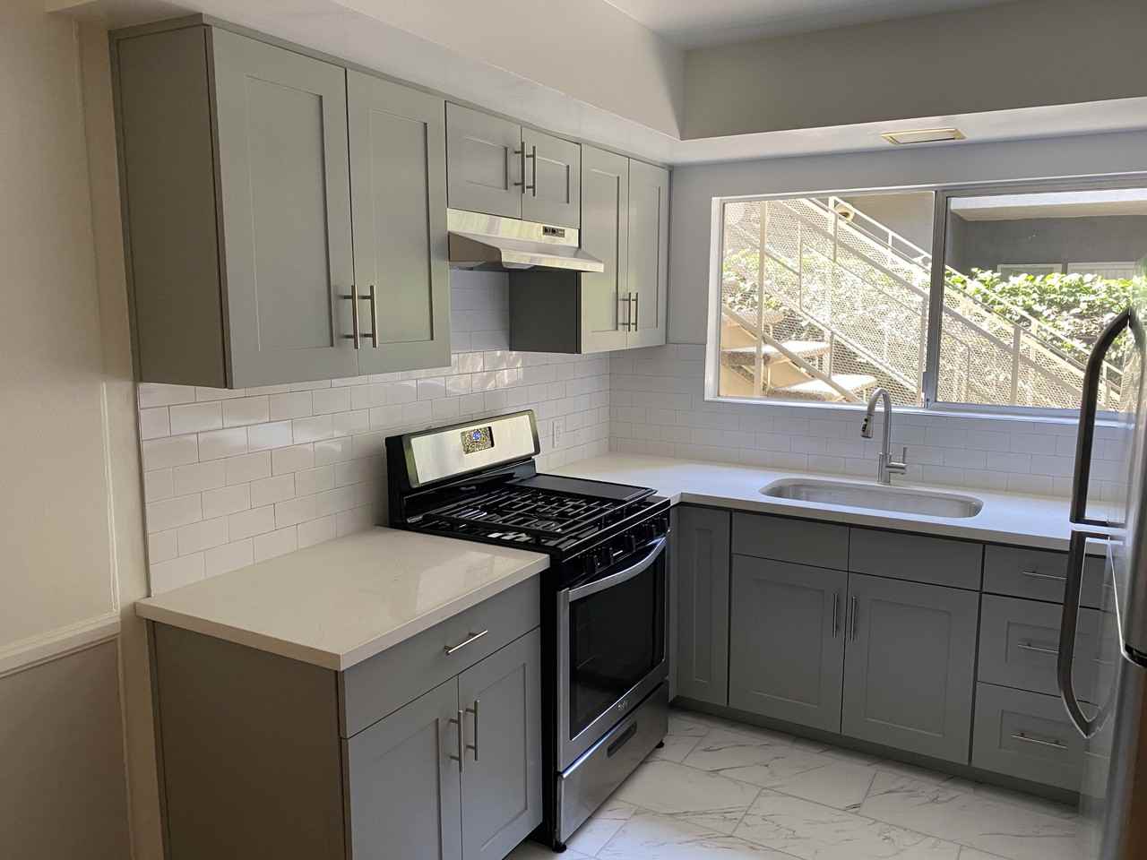 15204 Dickens St #NA - Photo 2 of 10