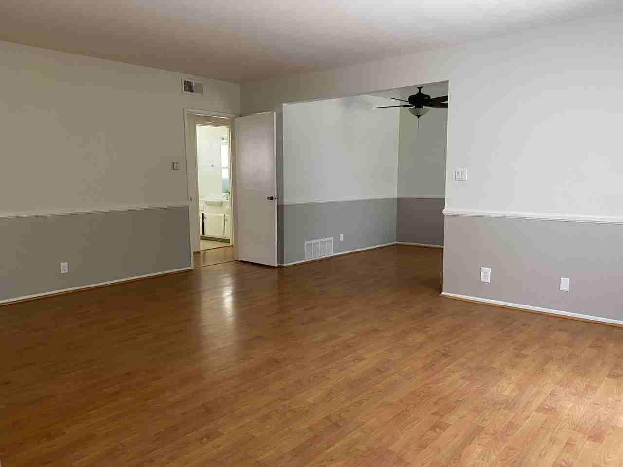 15204 Dickens St #NA - Photo 4 of 10