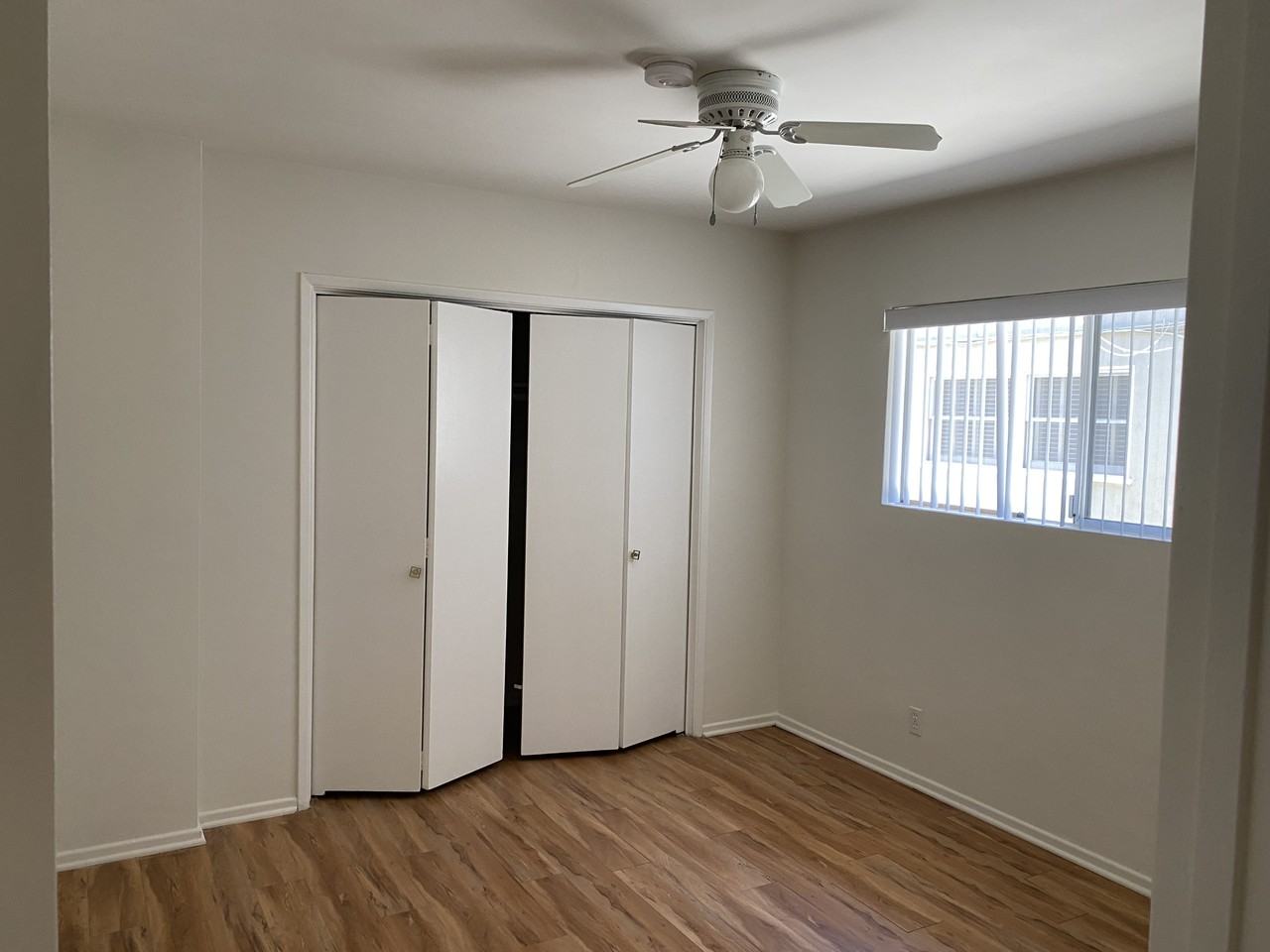 15204 Dickens St #NA - Photo 6 of 10